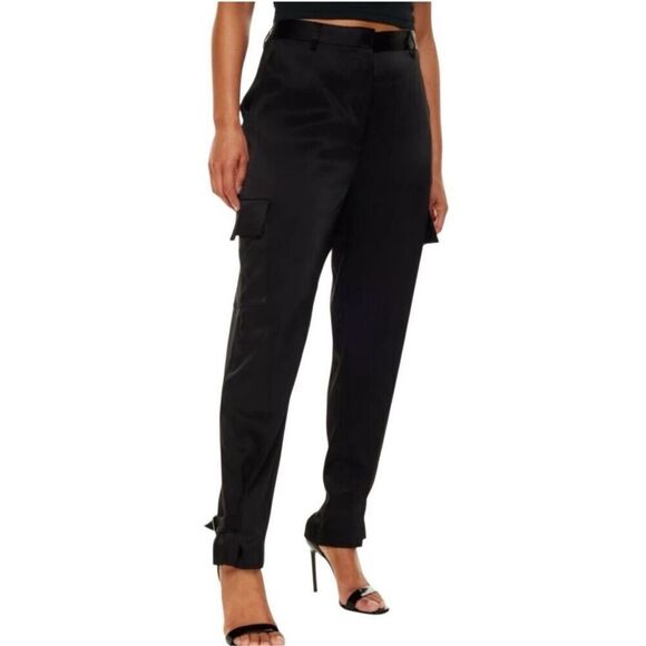 Aritzia Babaton refined satin cargo pants size 6 - Picture 1 of 10
